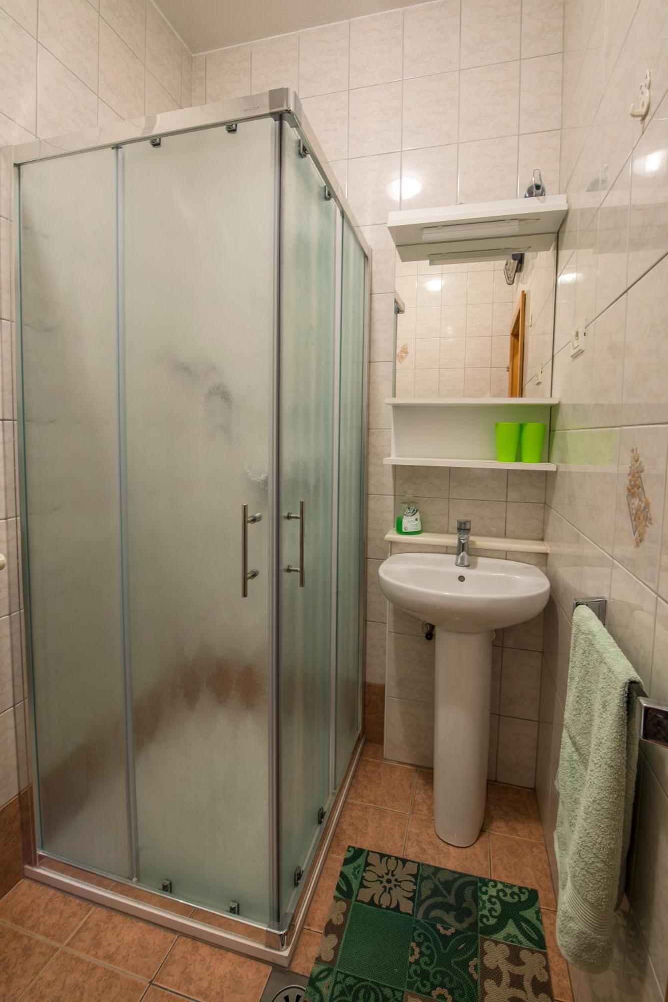 Apartments Rombon Klavdij With Free Onsite Parking 보베츠 외부 사진