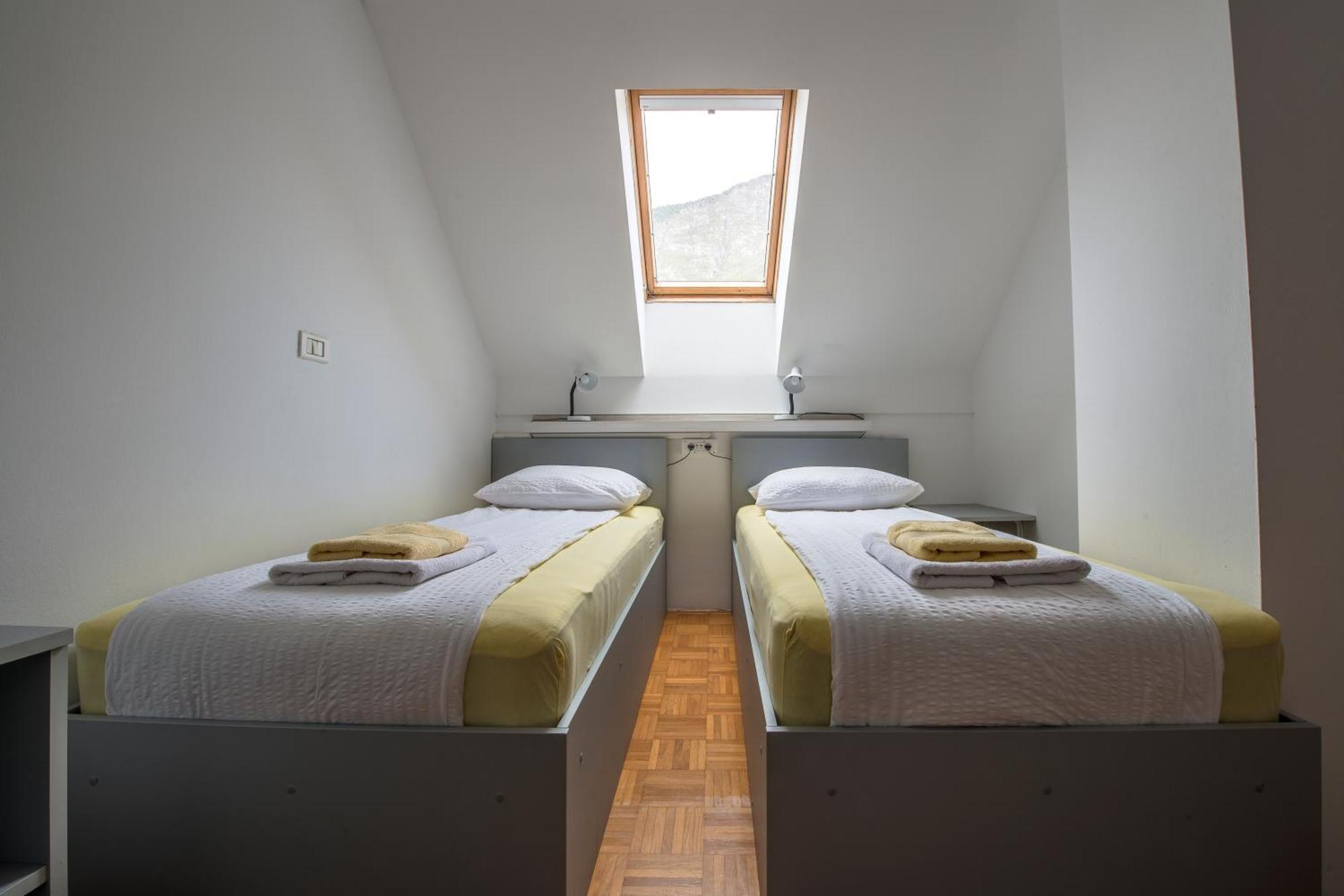 Apartments Rombon Klavdij With Free Onsite Parking 보베츠 외부 사진
